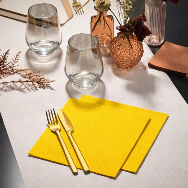 Serviette de table point à point 38 x 38 cm 2 plis JAUNE